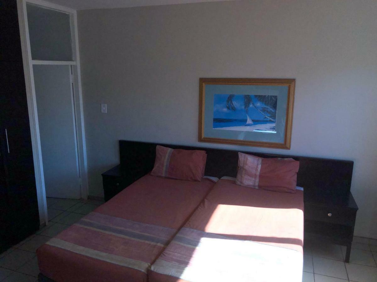 Coastlands Durban Self Catering Holiday Apartments Экстерьер фото